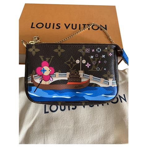 louis vuitton mini pochette 2019|louis vuitton mini pochette price.